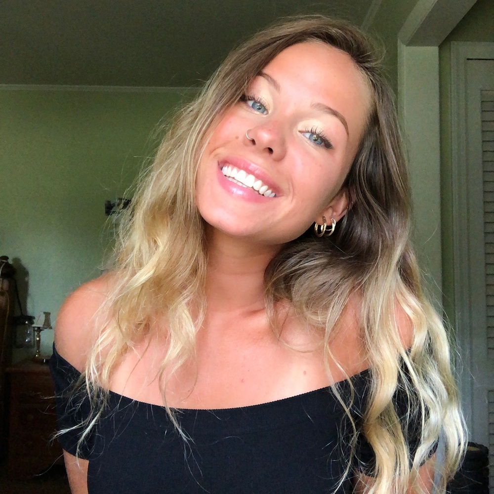 Meet your Posher, Molly